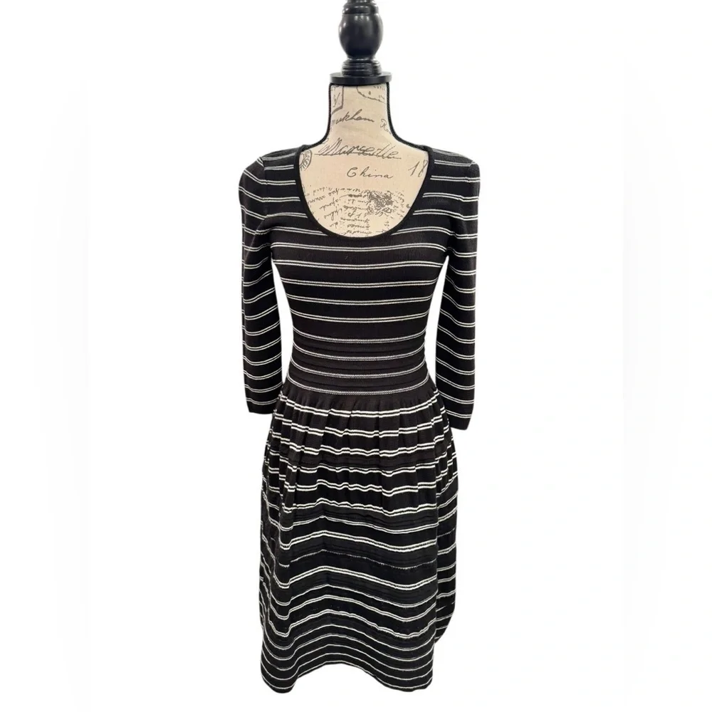 Anthropologie Sweater Dress Knitted & Knotted Women’s Size Small NWT - Picture 1 of 13